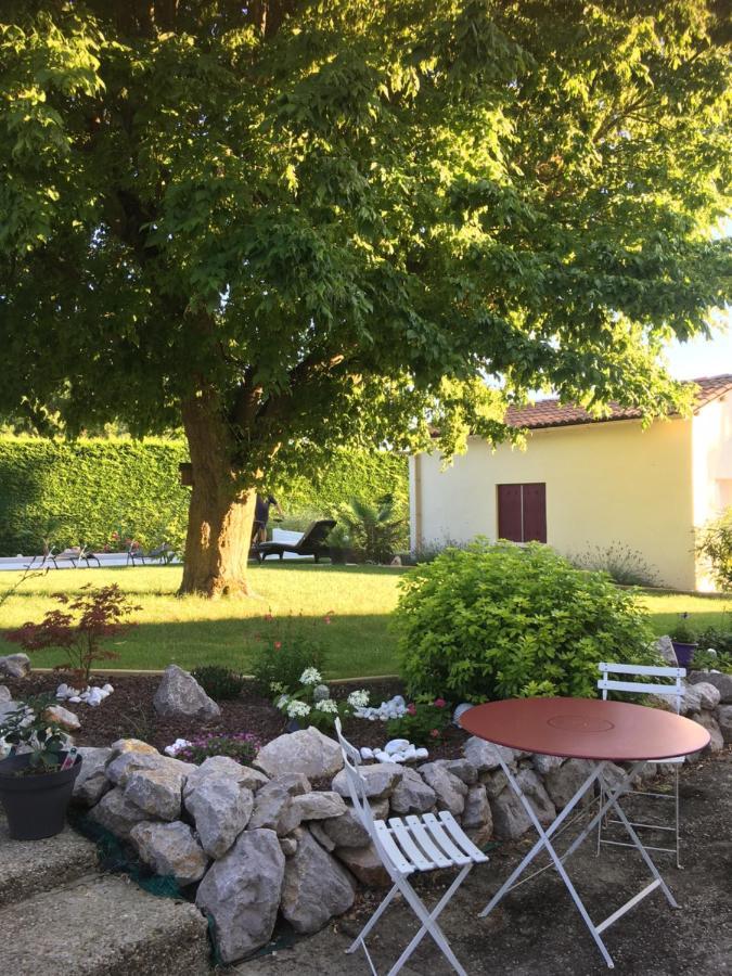 Bed and Breakfast Domaine De La Vigne Cadalen Exterior foto
